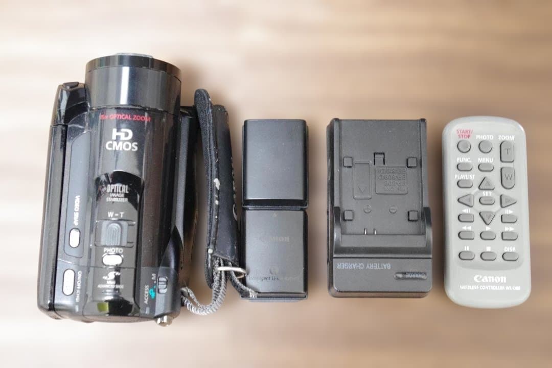 Canon IVIS HFM32 HDビデオカメラ本体