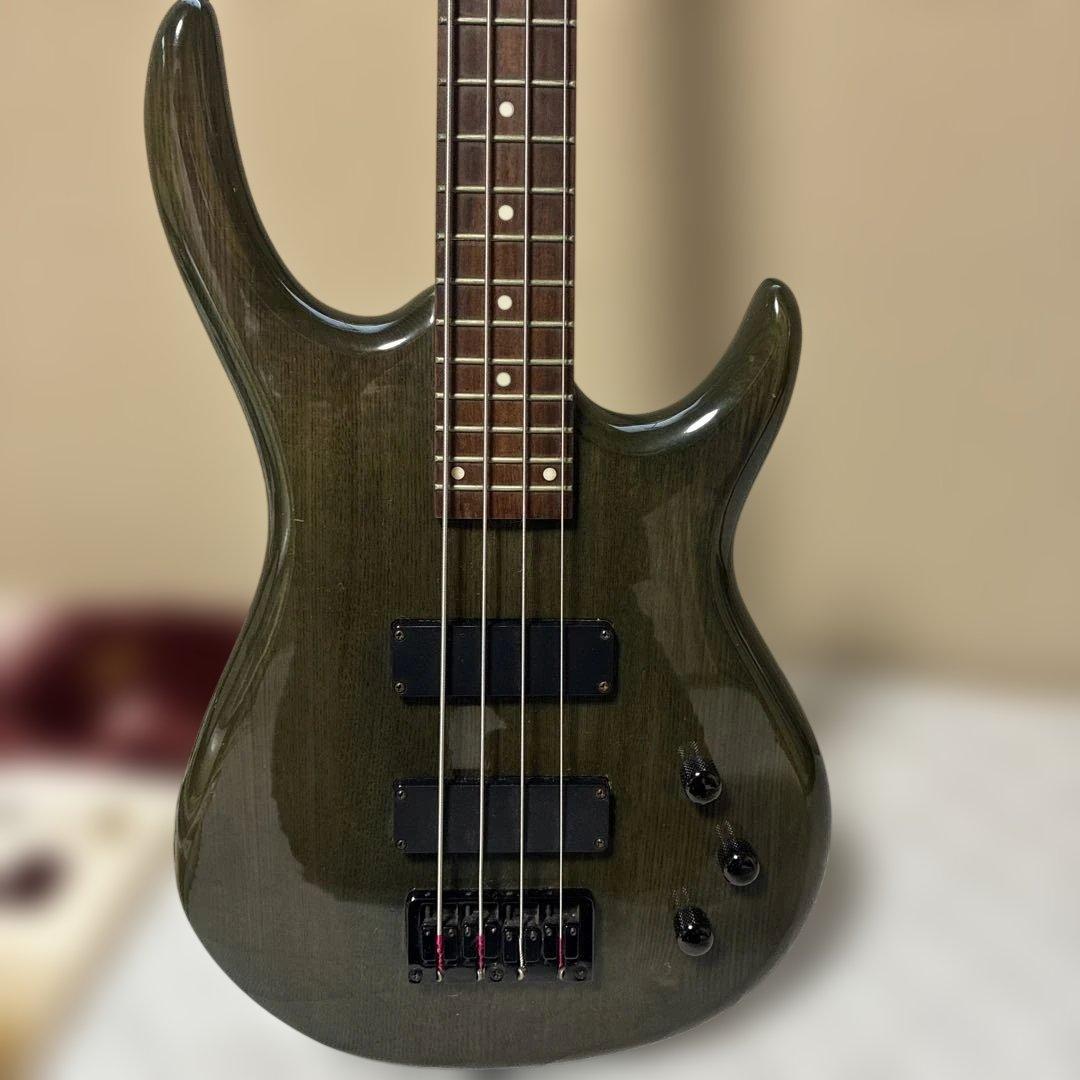 Epiphany Embassy standardⅣ4弦ベース
