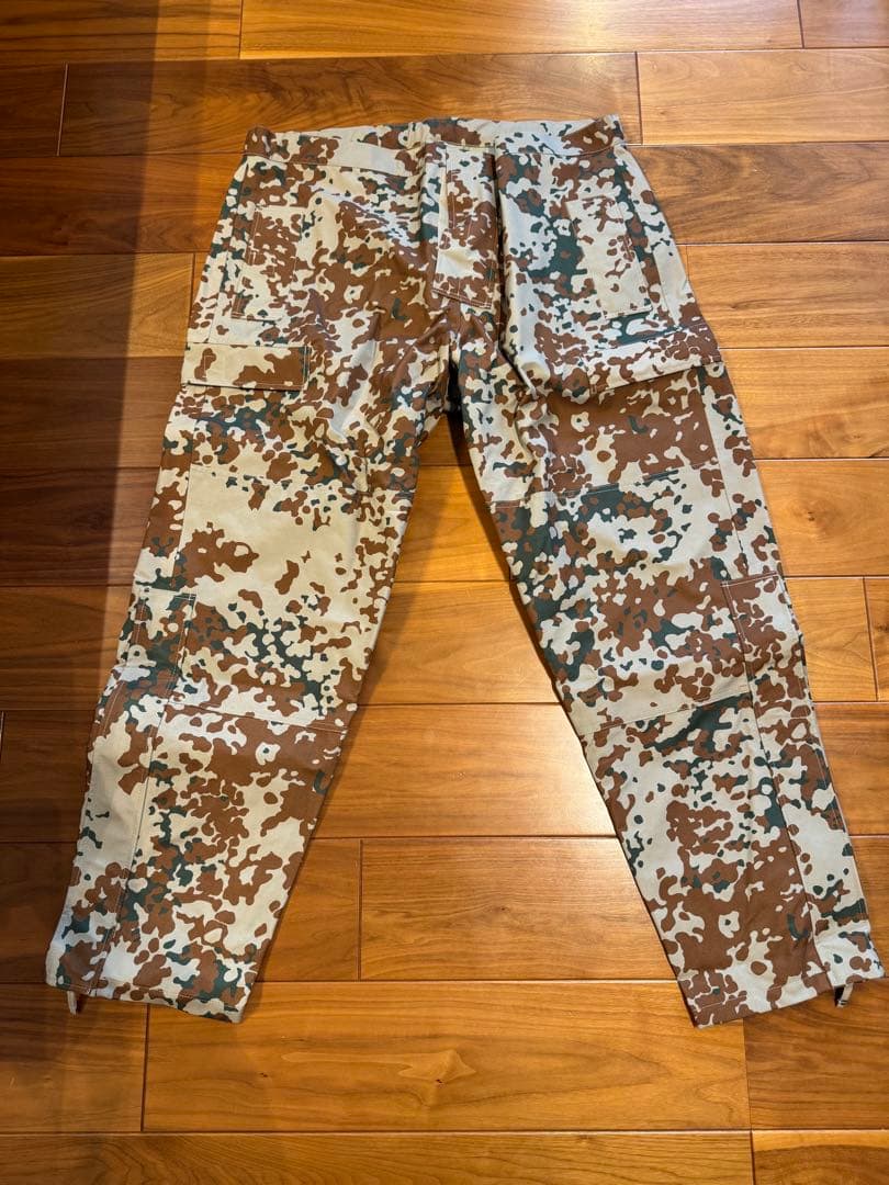 実物 デンマーク軍 M-84 デザートカモ WATERPROOF オーバーパンツ