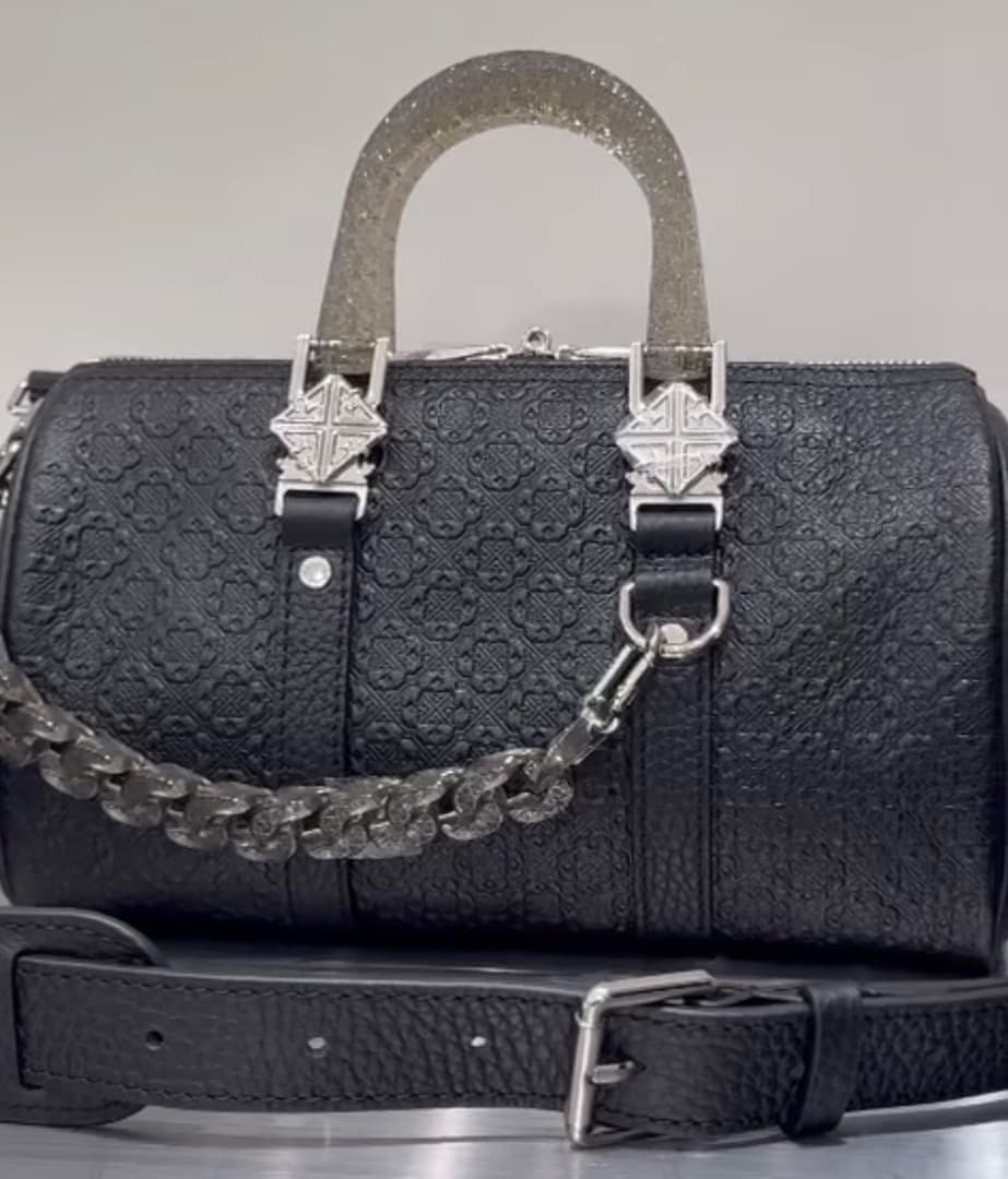 バッグ GUAPI OBSIDIAN MINI DUFFLE BAG