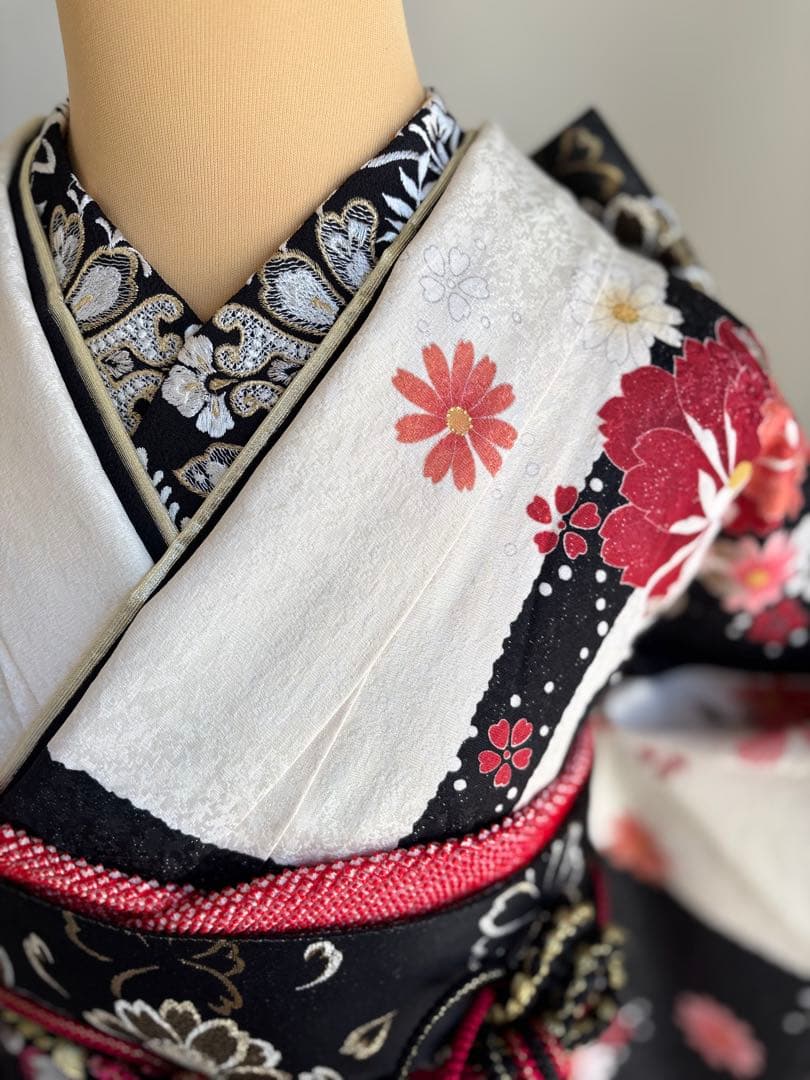 専用です！❤️お洒落で可愛い振袖フルセット（７点）正絹振袖　袋帯　成人式　白黒地
