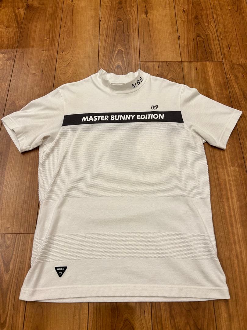 MASTER BUNNY EDITION モックネックシャツ バイザー付き