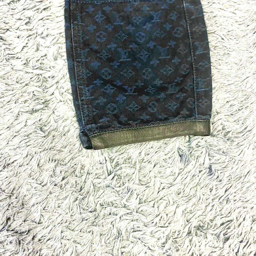 【美品】ルイヴィトン デニム パンツ モノグラム 金ボタン インディゴ 総柄
