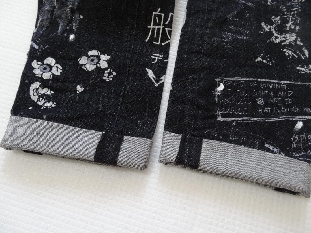 (598）DSQUARED2 ディースクエアード デニム パンツ 総柄 文字