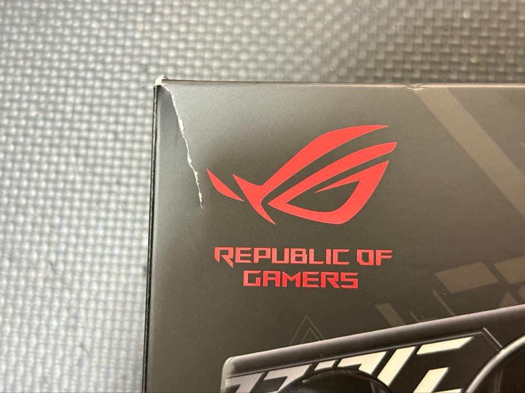 ASUS ROG STRIX GAMING RTX 4090 ヒートシンク