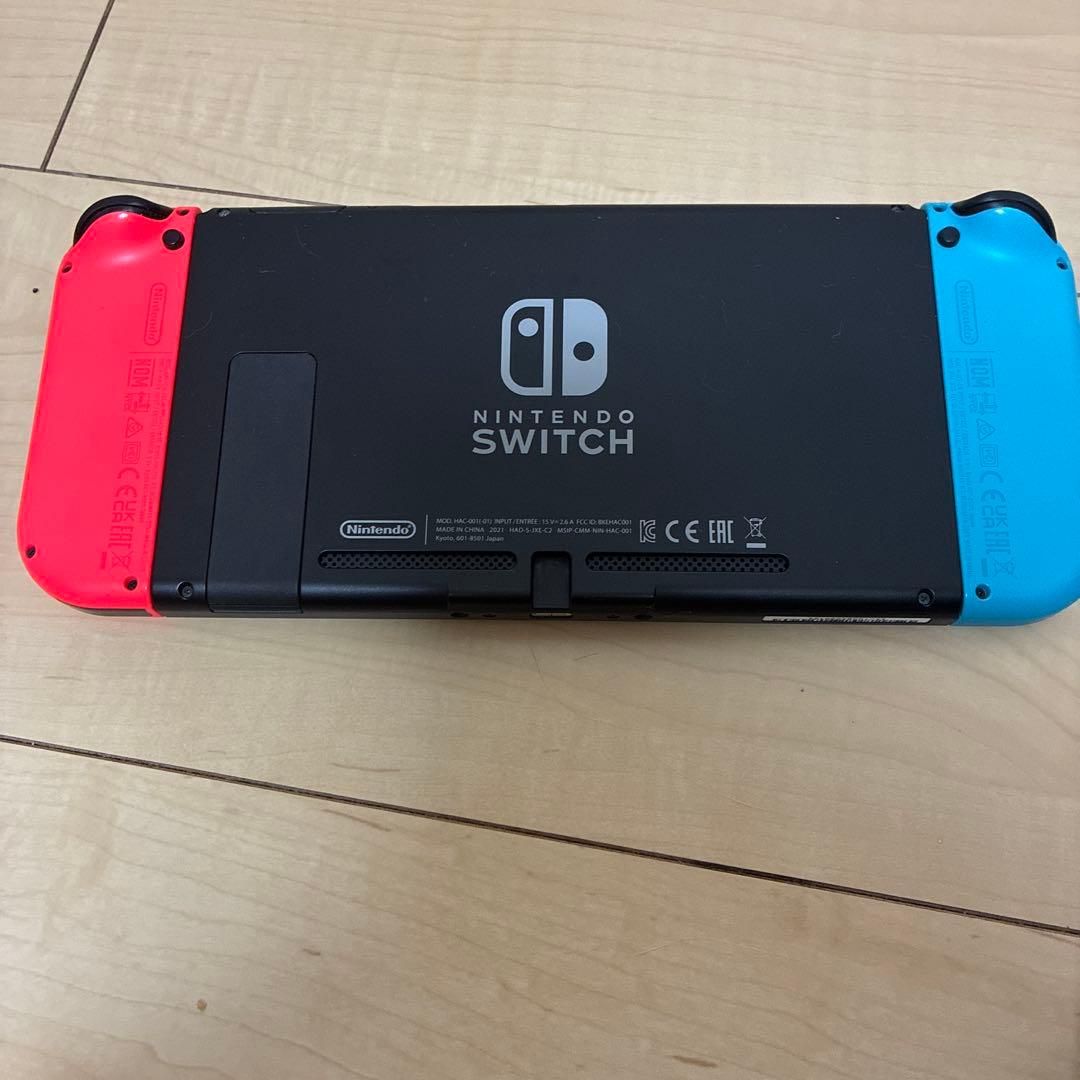 d*9様 Nintendo Switch 本体 青/赤 Joy-Con ジャンク
