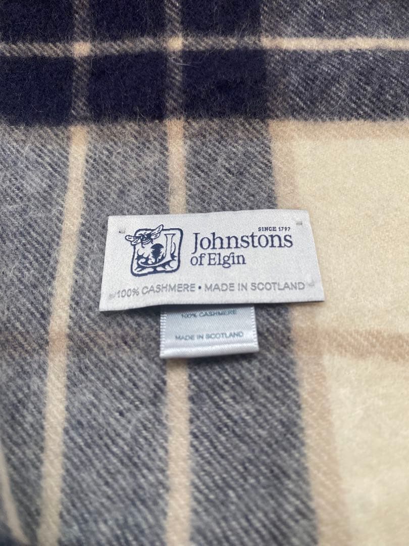 Johnstons of Elgin 100% Cashmere 大判ストール