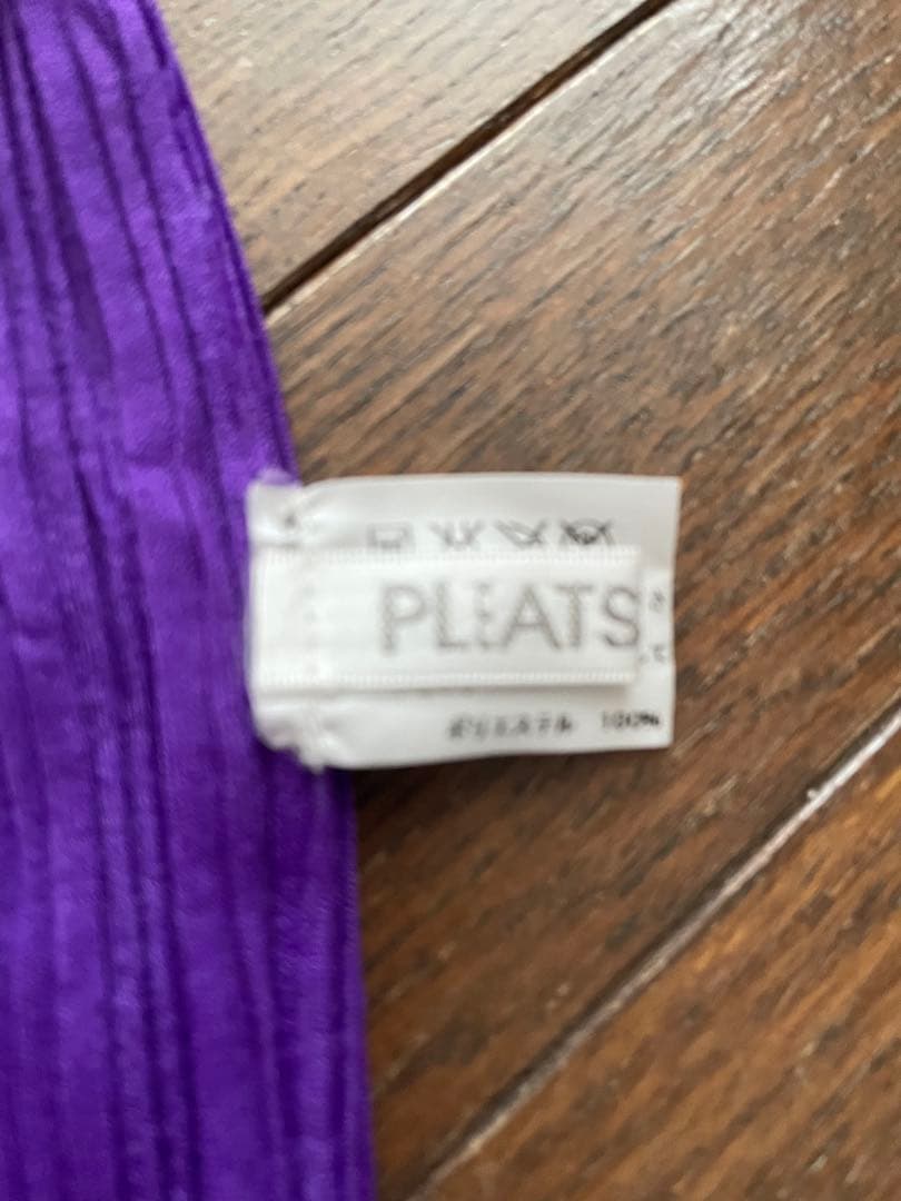 PLEATS PLEASE イッセイミヤケ　 ネックウォーマー