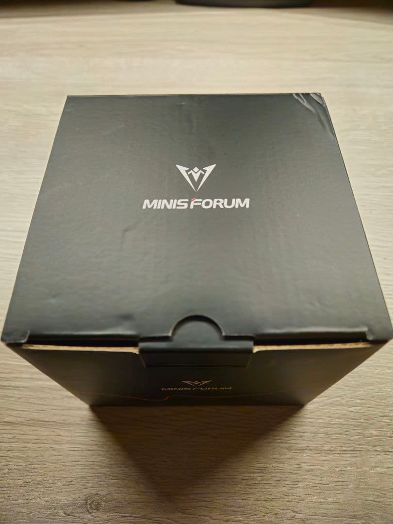 MINISFORUM　EM780