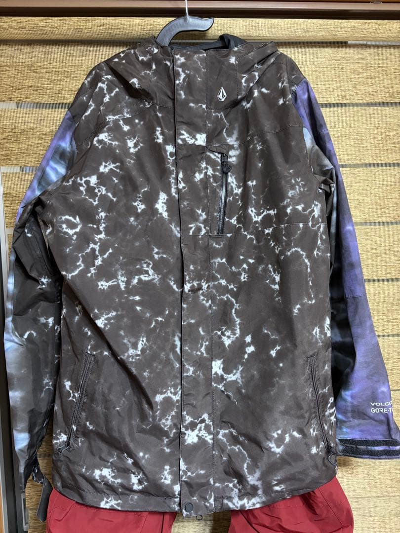 【期間限定値下げ】VOLCOM スノーボードウェア（ブラウン/レッド）　メンズ