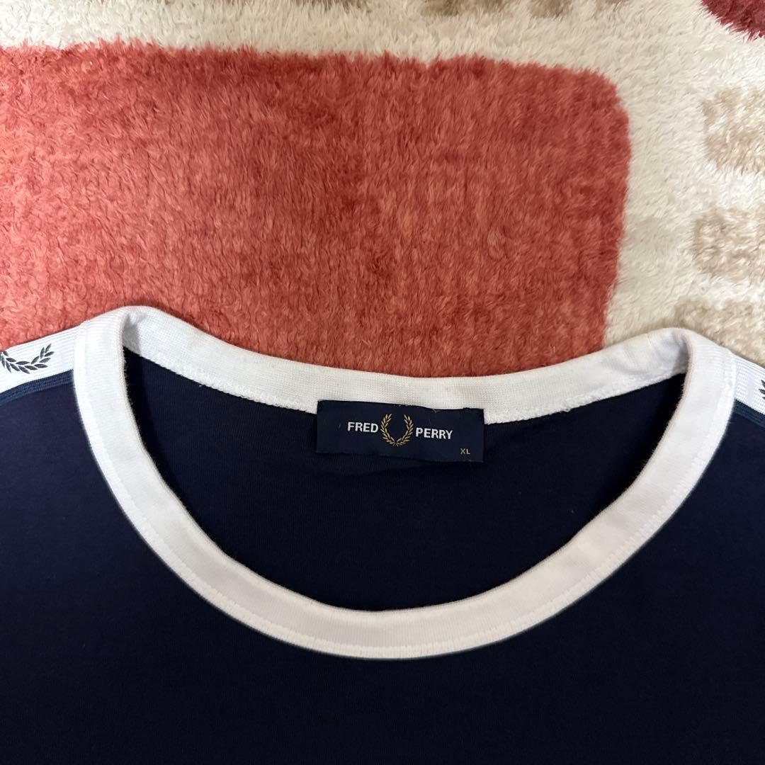 【極美品】FRED PERRY フレッドペリー Tシャツ XLサイズ