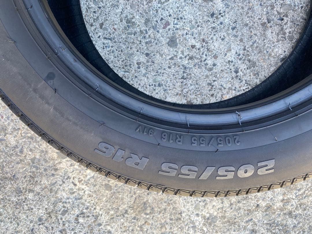 PIRELLI POWERGY 205/55/16 4本セット送料込み