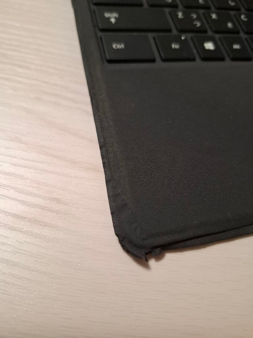 Microsoft Surface Pro5本体 充電器