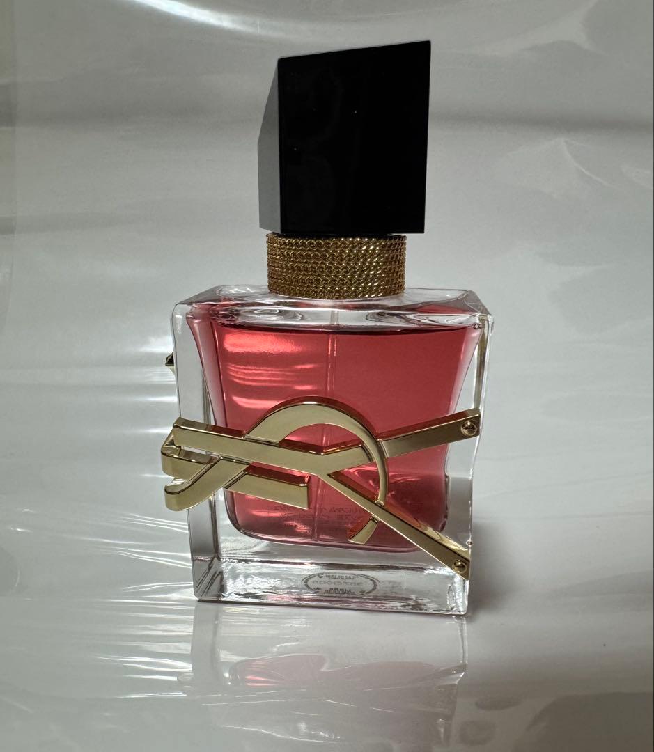 【5日まで値下げ】YSL リブレ オーデパルファム ベリークラッシュ 30ml