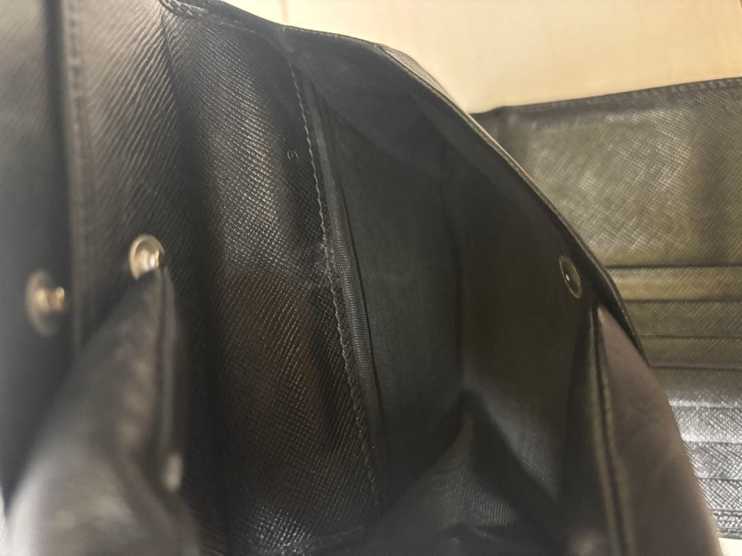 【最終値下げ】PRADA 三つ折り財布　サフィアーノ
