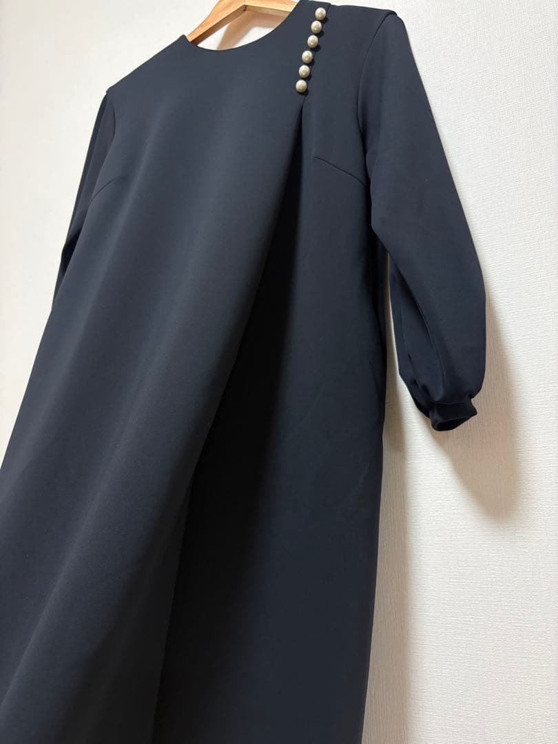 極美品UNITED ARROWS SPONGYワンピース ネイビー 36 パール