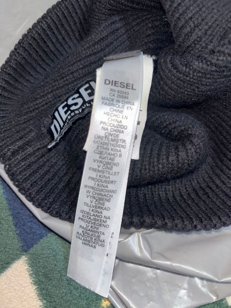 DIESEL 黒 ニット帽