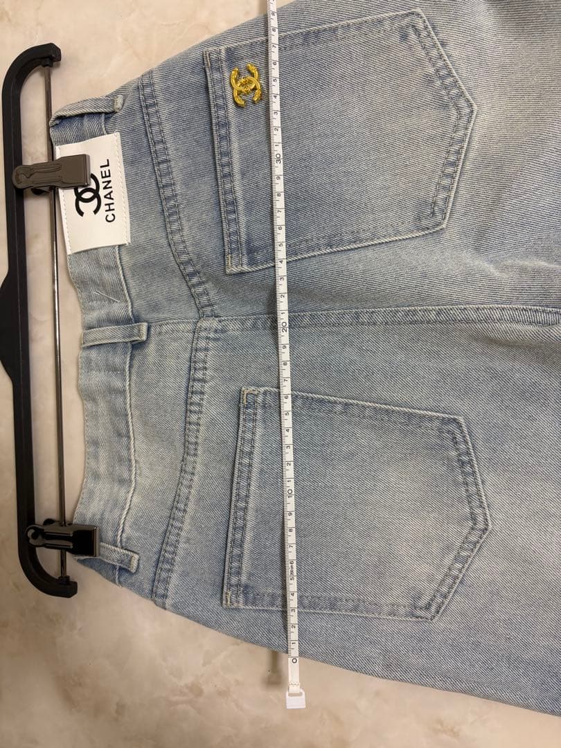 極美品！！ CHANEL ライトブルーダメージフレアパンツ