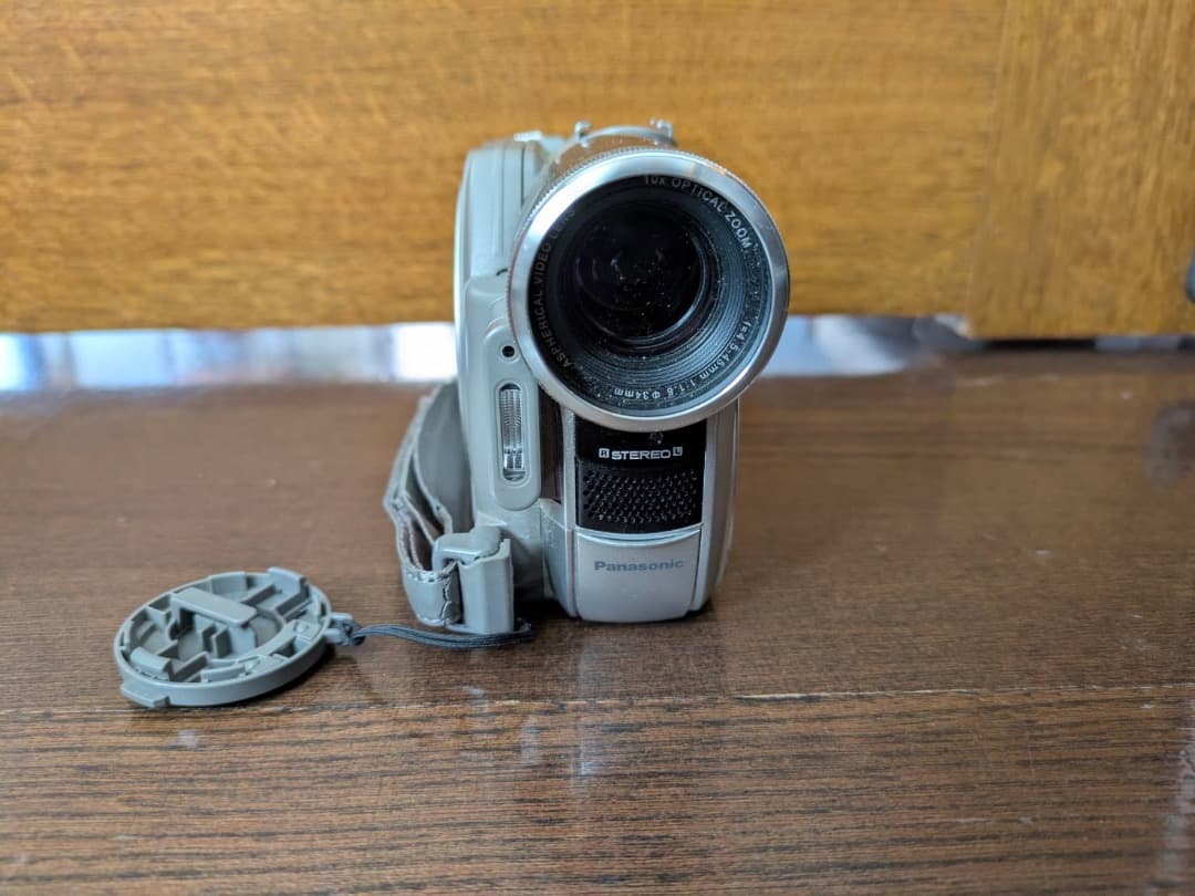 【動作確認済】Panasonic DVDビデオカメラ VDR -M95