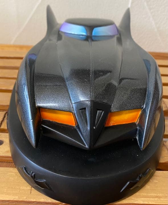 バットマン・ニューバットマンアドベンチャーズ2500限定バットモービルスタチュー