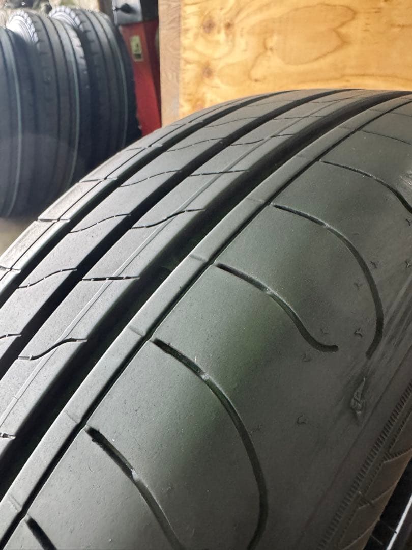 185/65R15 グッドイヤー夏タイヤ2本。バリ溝！