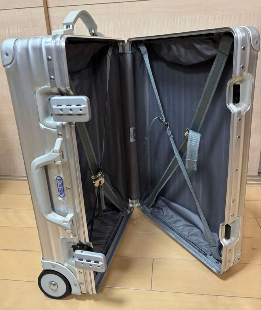かいちよ【美品】RIMOWA OPAL 機内持ち込みサイズ