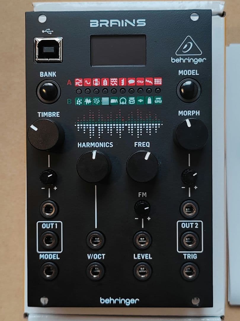 Behringer Brains / Plaitsクローン モジュラーシンセ
