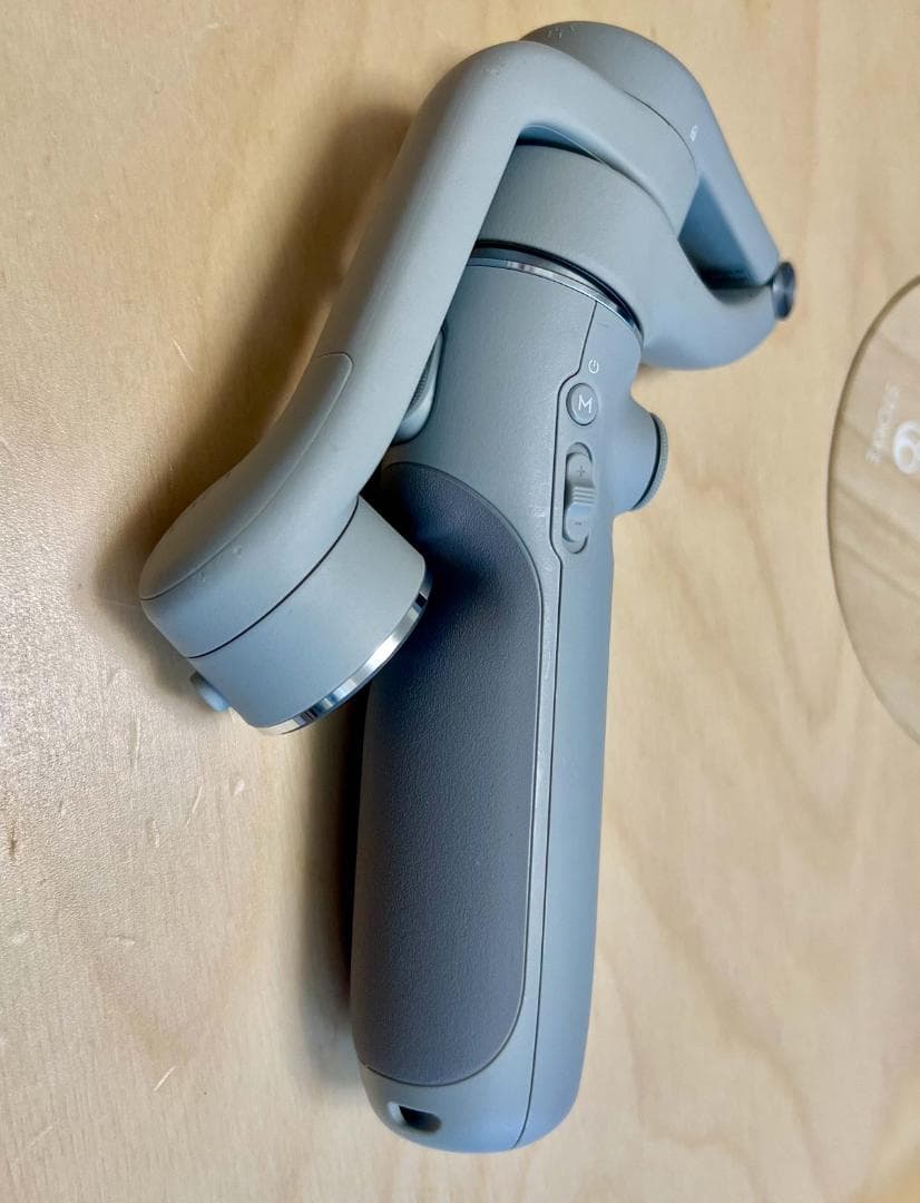 【中古】DJI OM 5 スタビライザー グレー