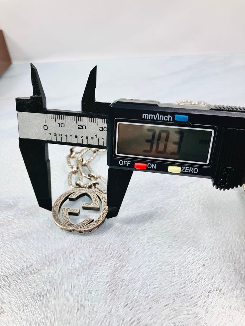 【超美品】GUCCI WGロゴ ネックレス アラベスク 男女兼用　SV925