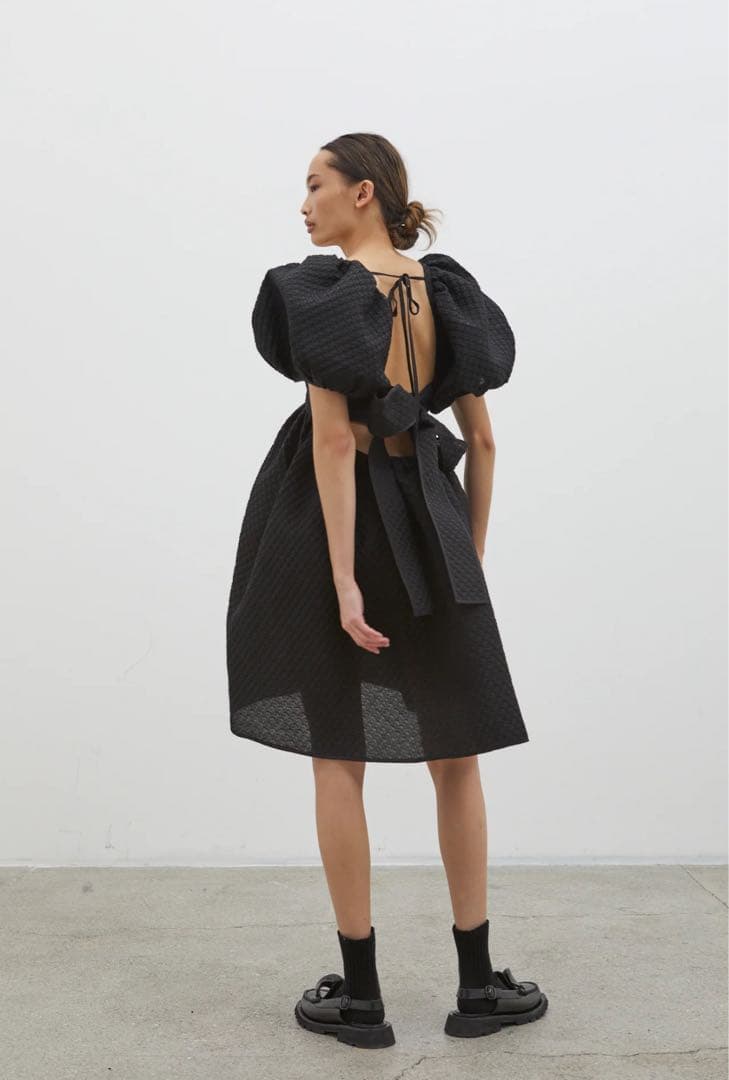 CECILIE BAHNSEN パフスリーブ　ドレス