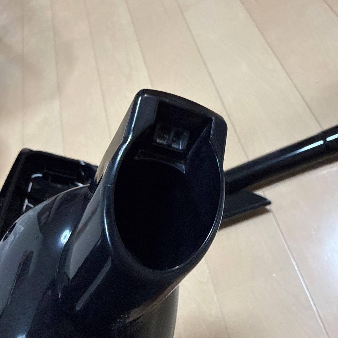 a*k様 美品！makita 充電式クリーナー ターボ60 CL113FD ブラ