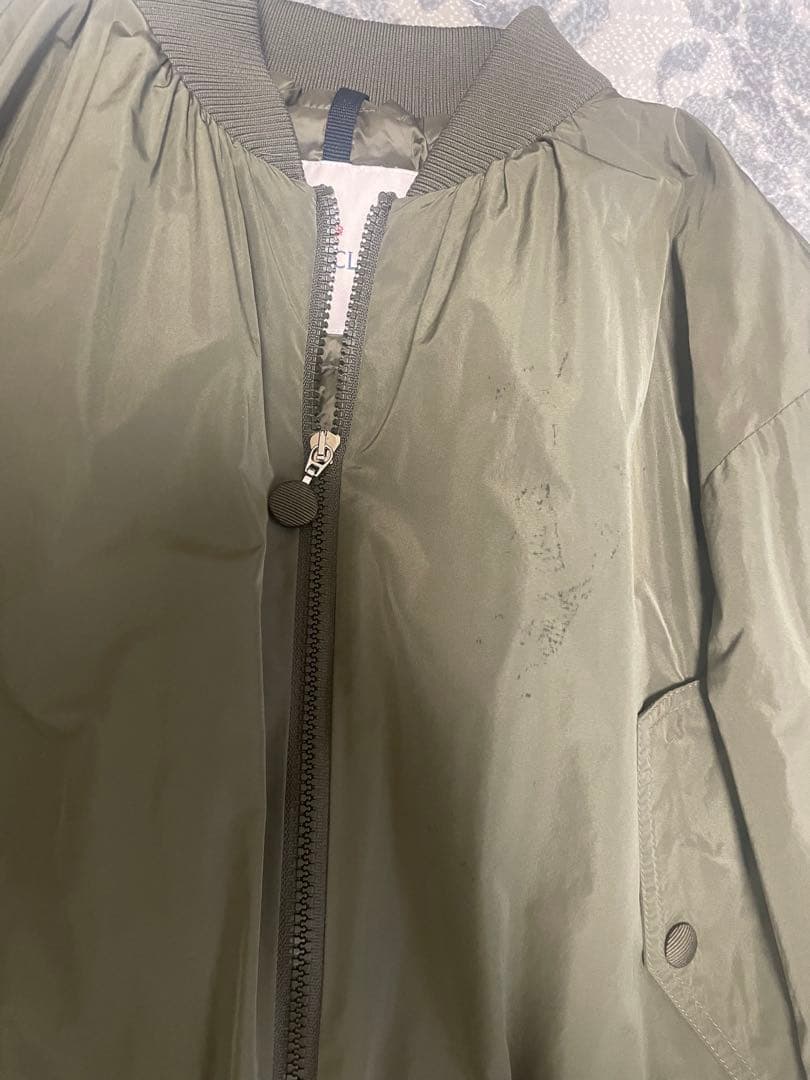 ☆Jayiii☆！美品☆正規品☆モンクレール ☆MIRAC☆カーキ色☆