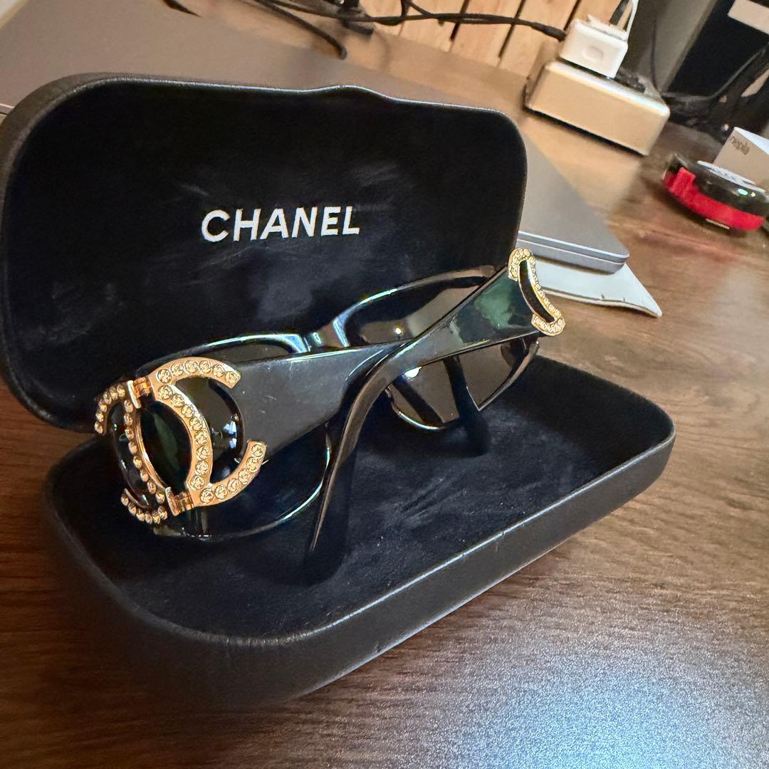 CHANEL ゴールド装飾 サングラス