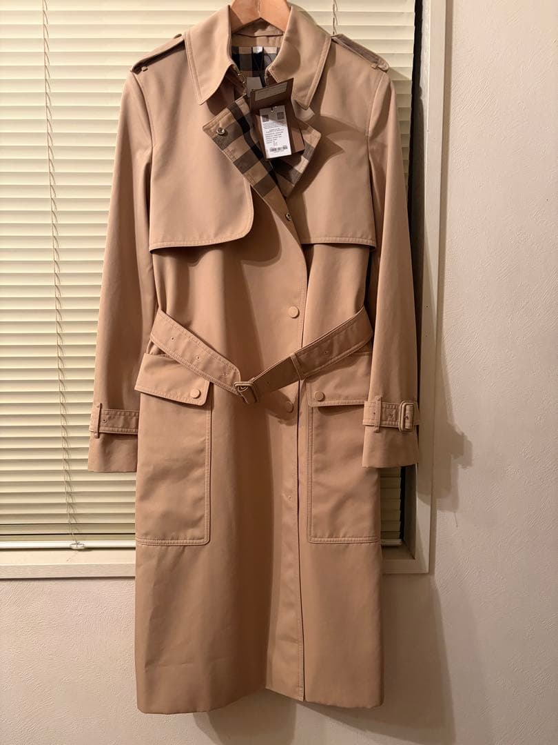 ふわわ BURBERRY ベージュ トレンチコート