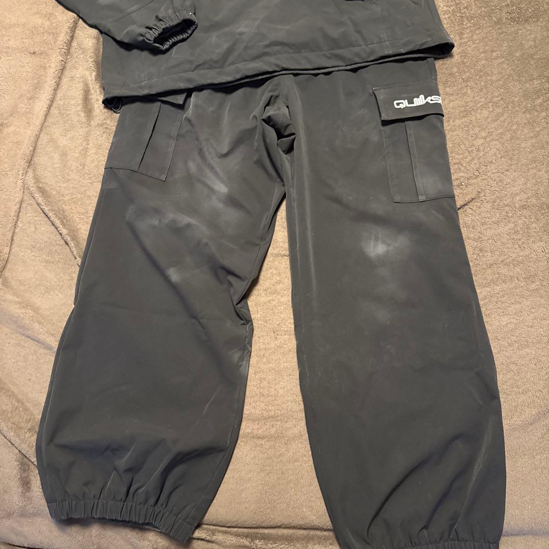 QUIKSILVER スノーボードウェア　上下セット