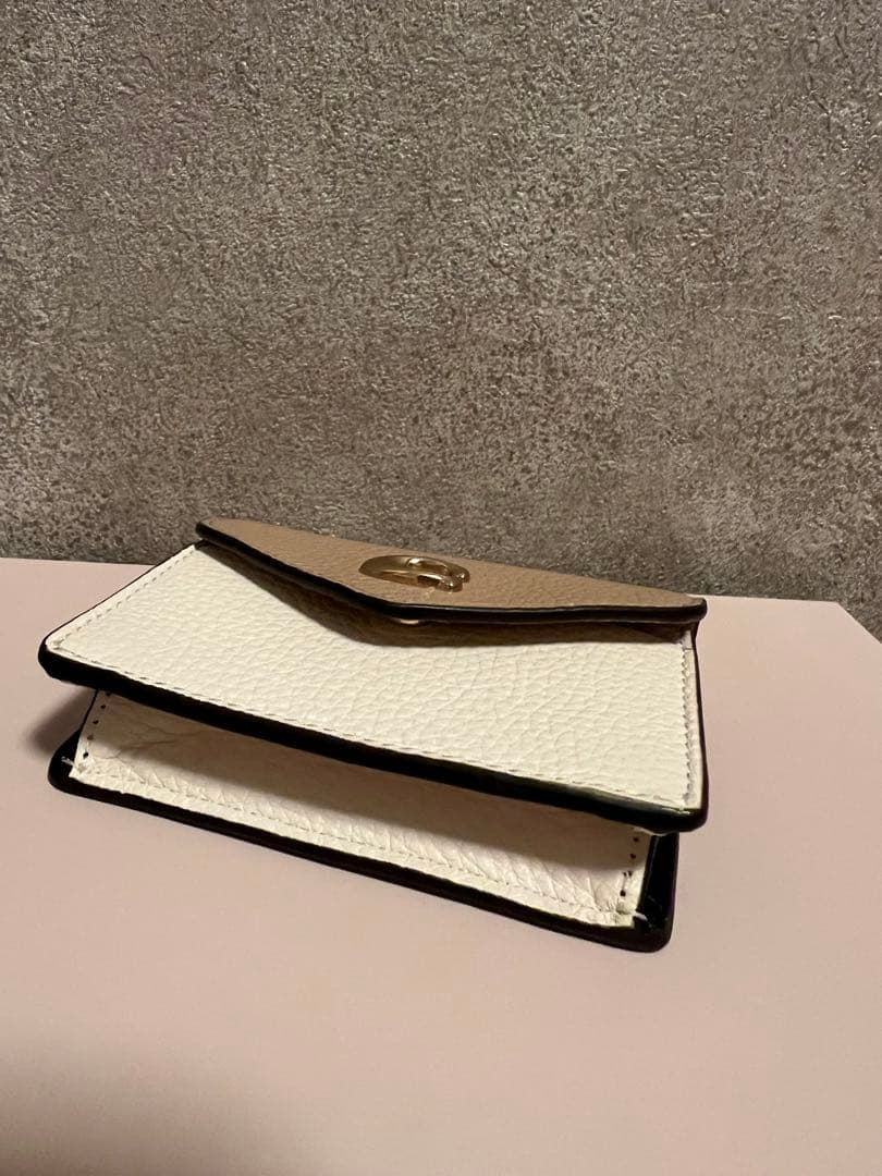 【値下げ！】COACH ベージュ レザー 名刺入れ　定期入れ　カードケース
