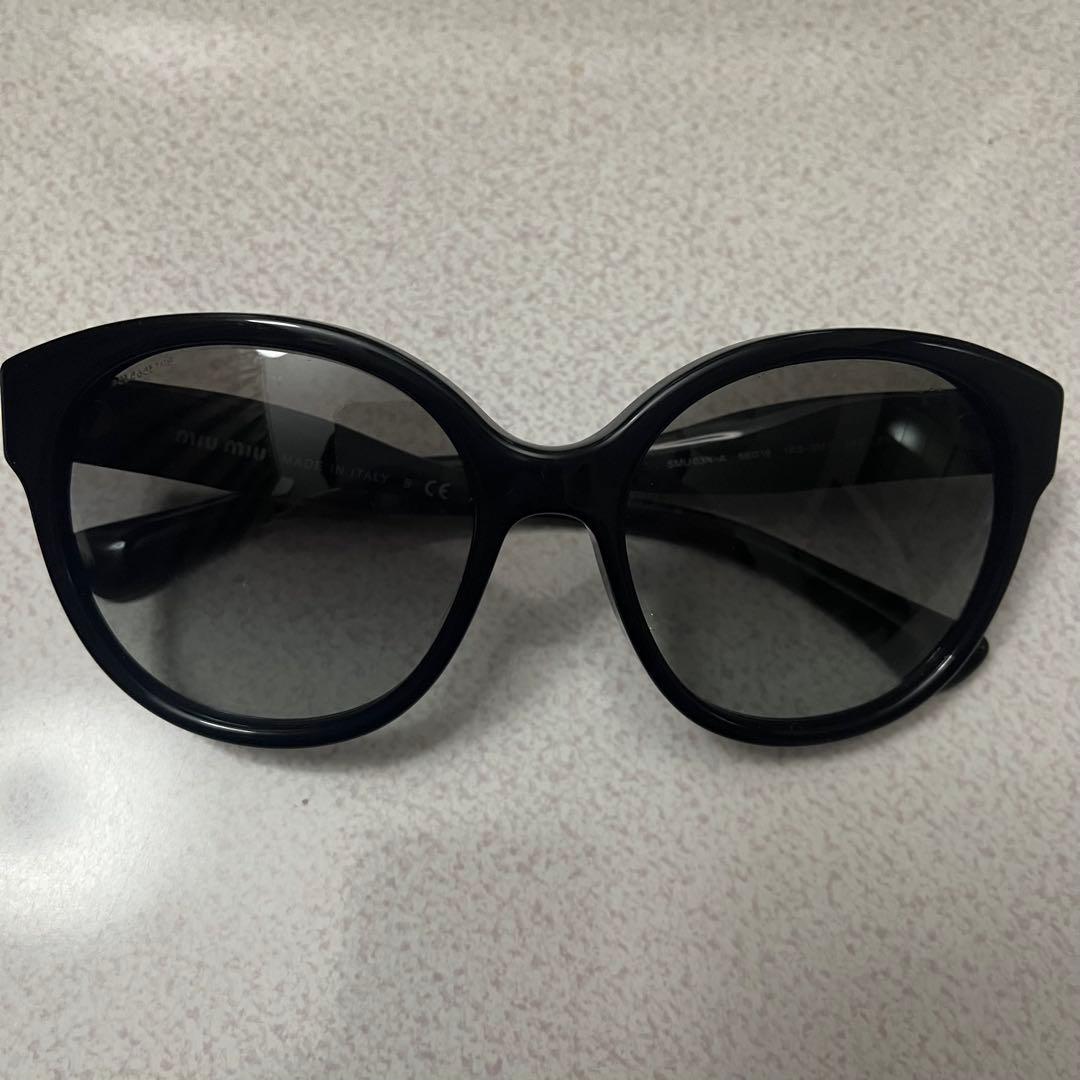 miu miu ミュウミュウ サングラス SMU03N-A 付属品あり 黒 美品