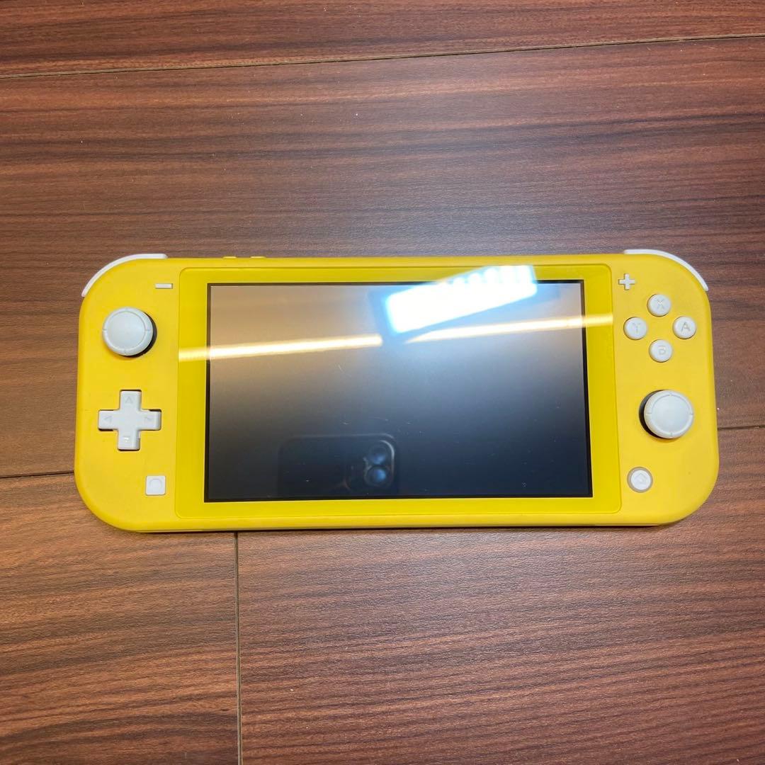 ニンテンドー Switch Lite 本体 イエロー ほぼ新品 5732