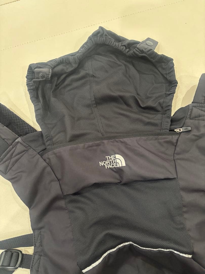 【mom】THE NORTH FACE 抱っこ紐 ブラック