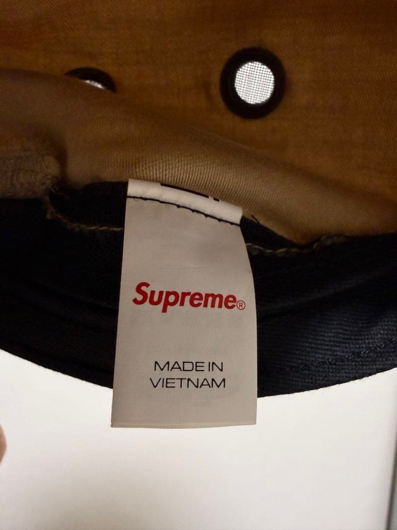 Supreme ベージュキャップ