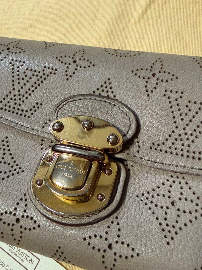 ルイヴィトン LOUIS VUITTON マヒナ 長財布 モノグラム