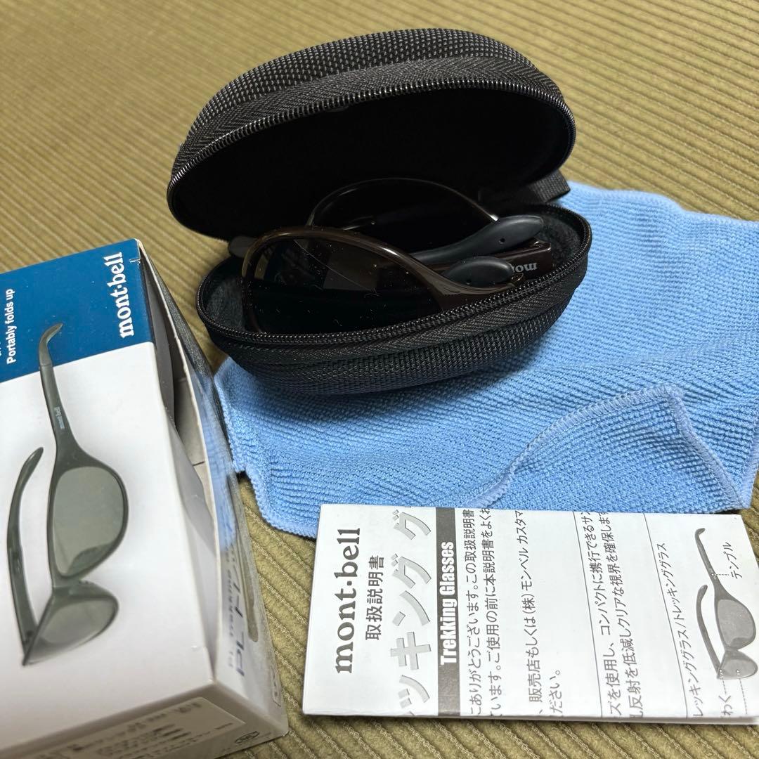 mont•bell PLトレッキンググラス　(美品)