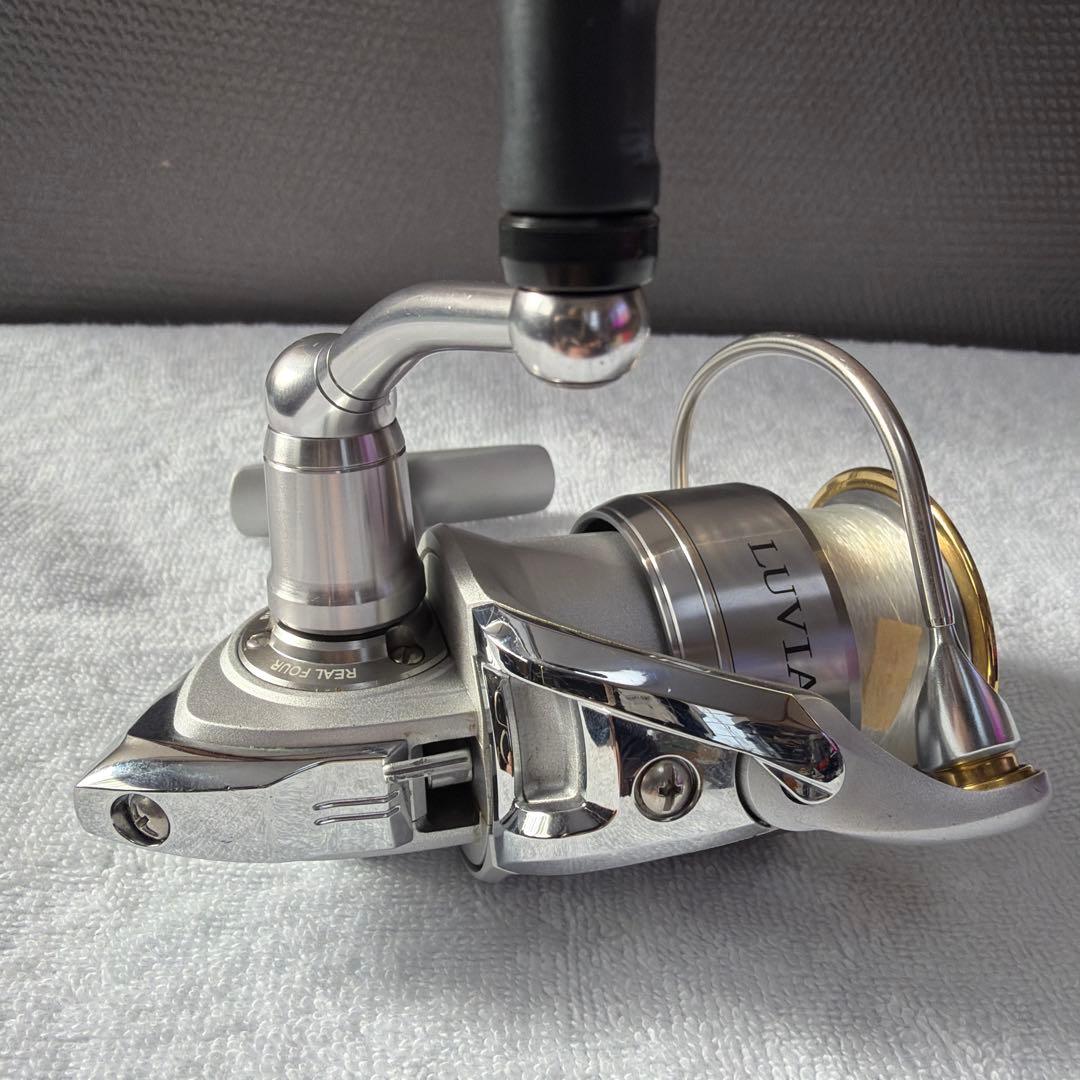 Daiwa LUVIAS 2500 スピニングリール