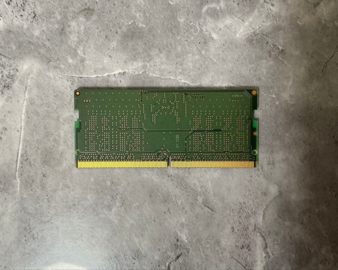 未使用 Micron DDR5 8GB PC5 SODIMM メモリ