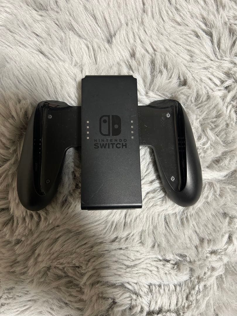 Nintendo Switchグレー本体 充実の付属品 カセット付き