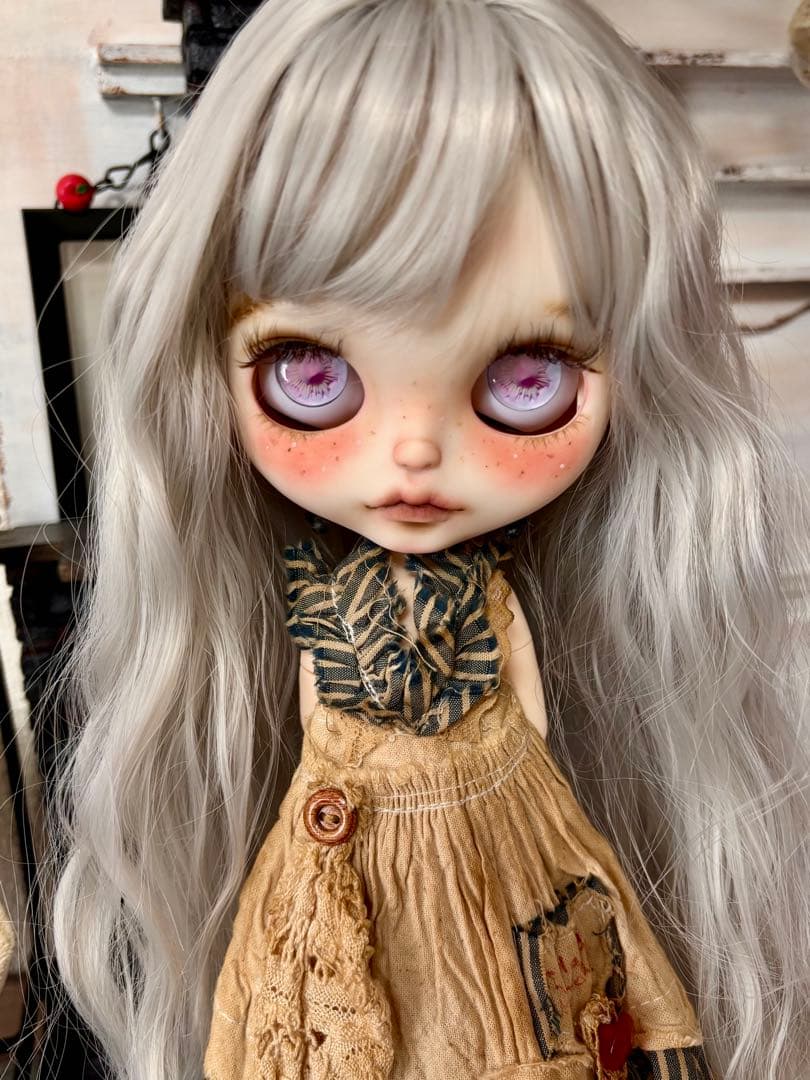 カスタムアイシードール　ネオサイズ　そばかすあり　ウィッグ仕様