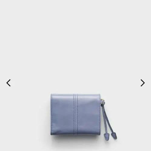 ソフトルックスレザー　PRADA 三つ折り財布