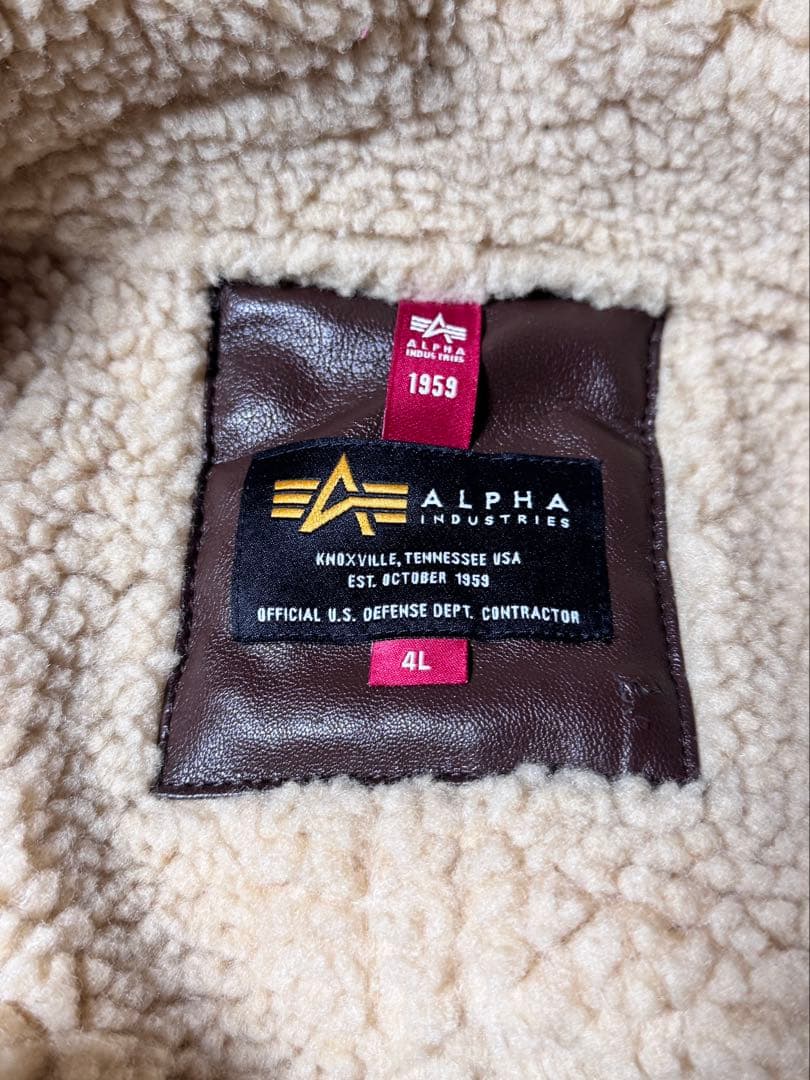ALPHA INDUSTRIES B-3 フェイクムートンフライトジャケット