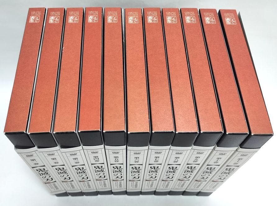 わずかな痛みや色褪せ有り完品♪　鬼滅の刃 11巻セット　DVD
