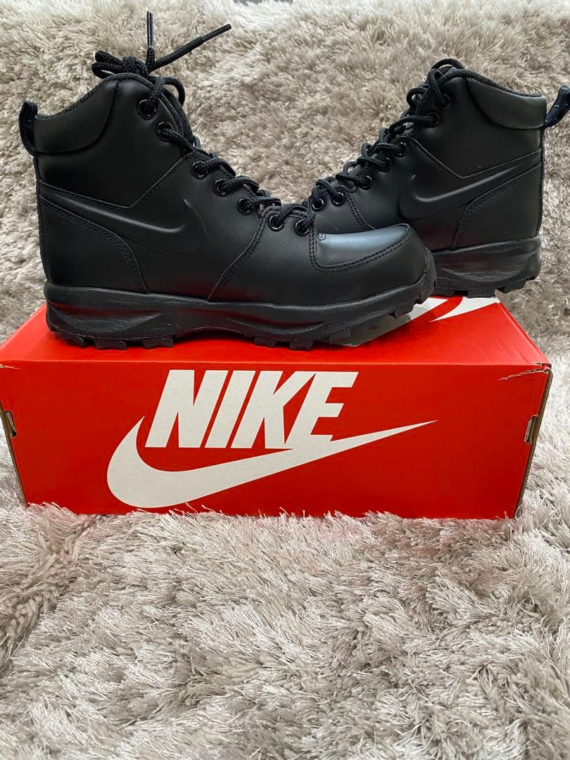 NIKE マノア レザー ブーツ 23.5シューズ ハイカット スニーカー 黒